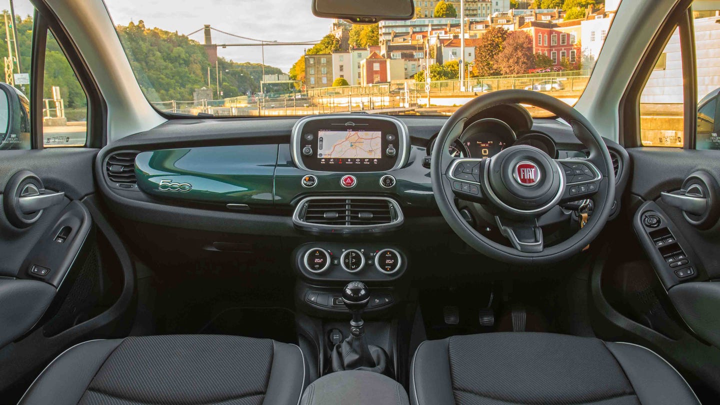 Fiat 500X interior