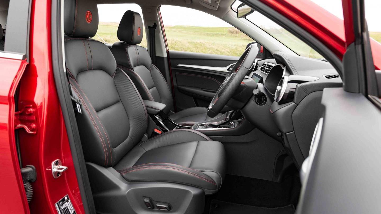 MG ZS seats