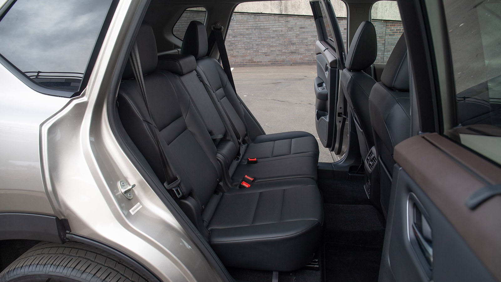 Nissan X-Trail review rear seats