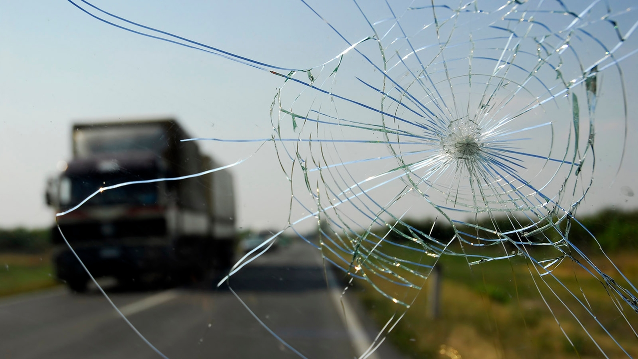 Cracked windscreen