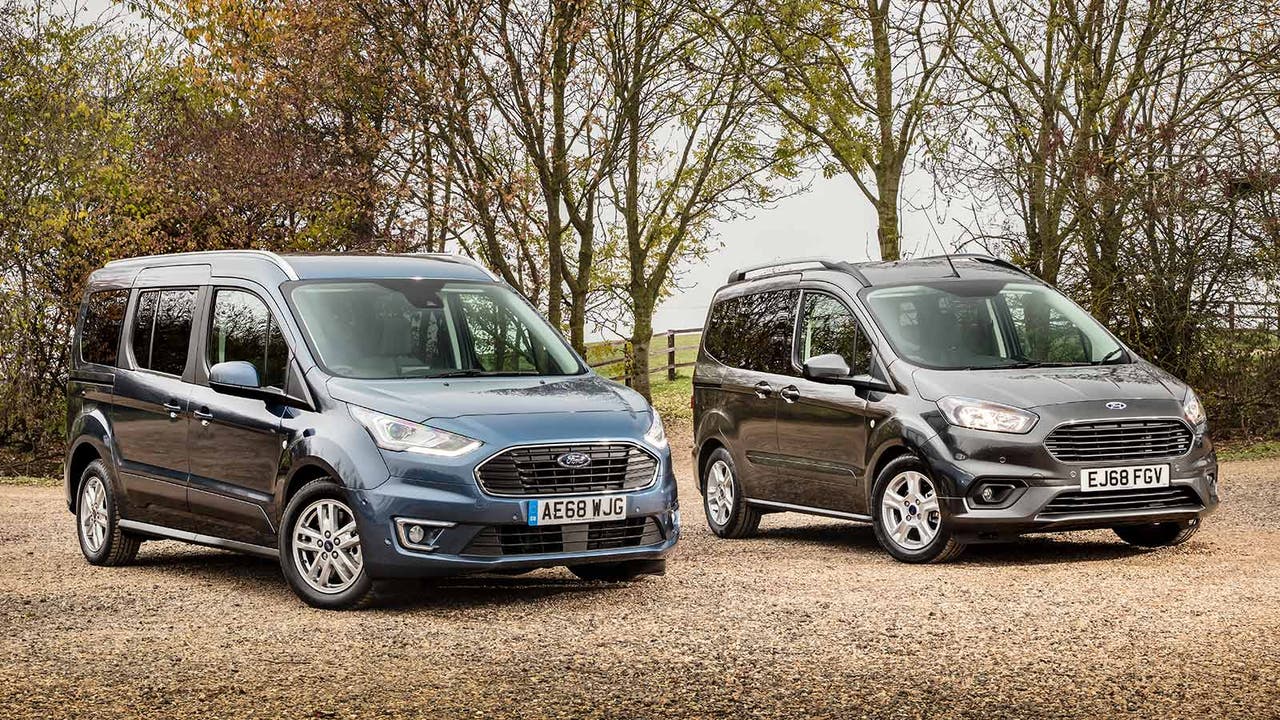 Ford Tourneo Connect in blue and Tourneo Courier in grey