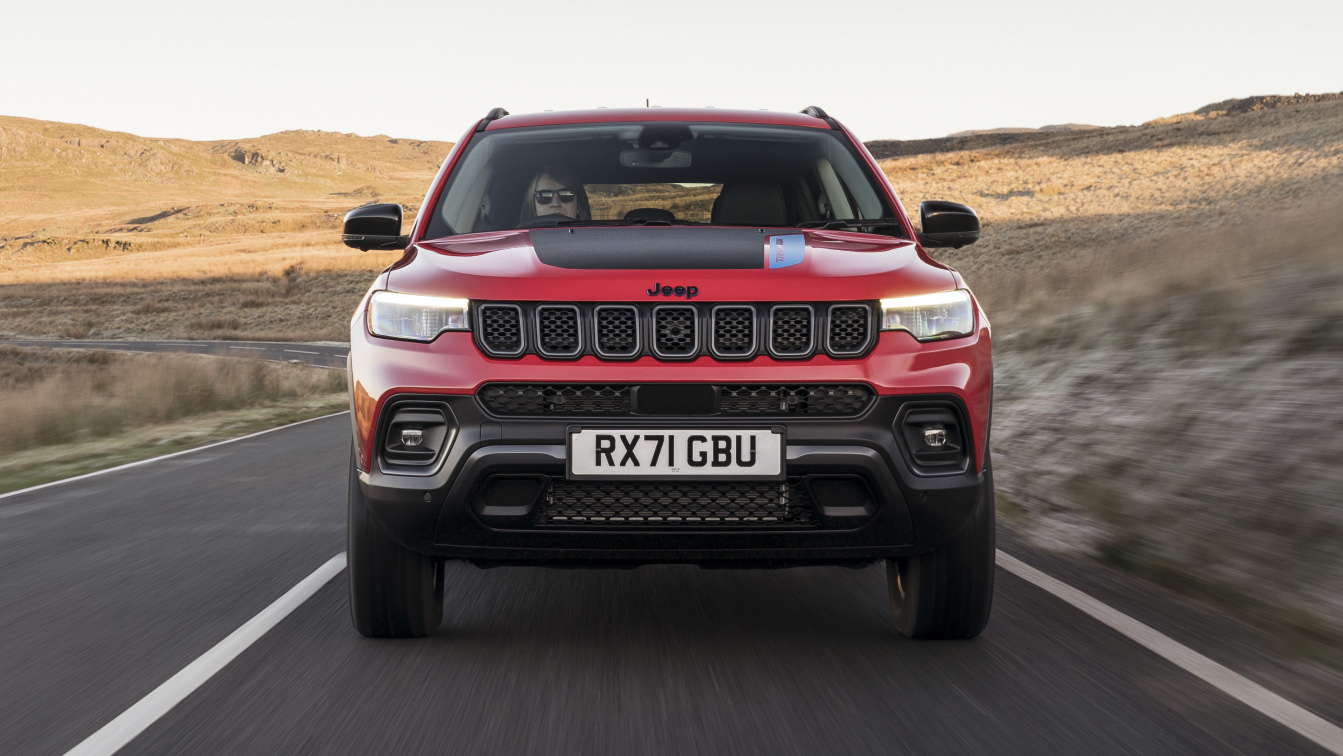 Jeep Compass Trailhawk driving front view