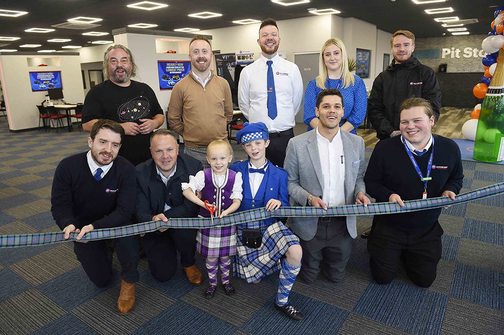 Motorpoint Edinburgh gets into the Scottish spirit with a ribbon cutting