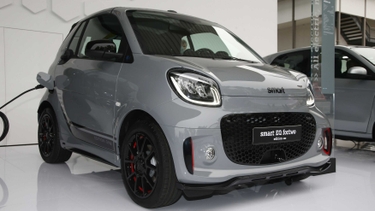 Smart EQ Fortwo in grey