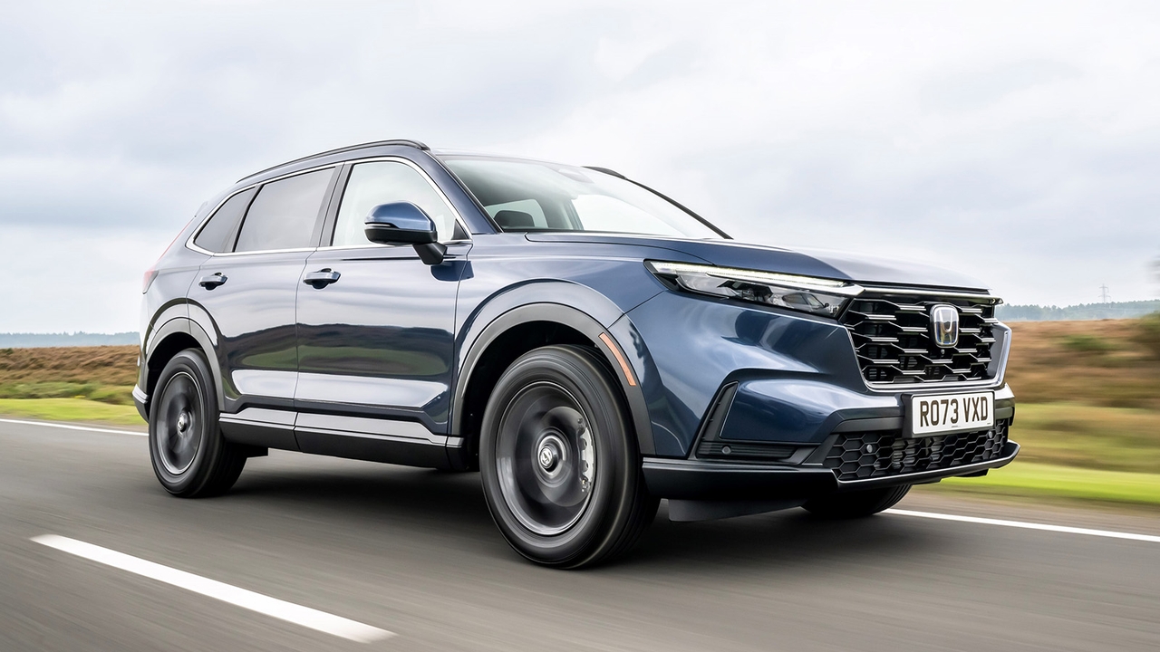 Honda CR-V in blue