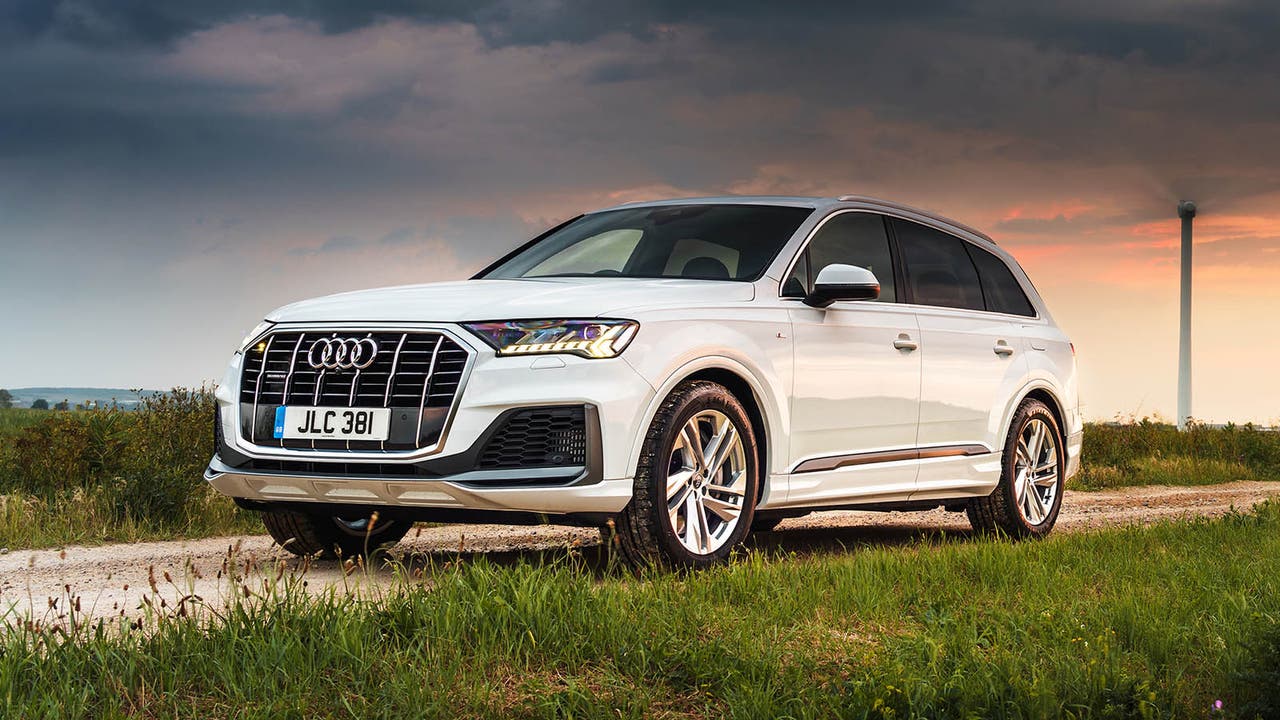 Audi Q7 in white, front three quarter shot