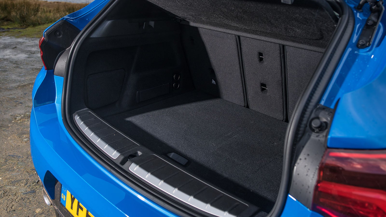 BMW X2 review boot space