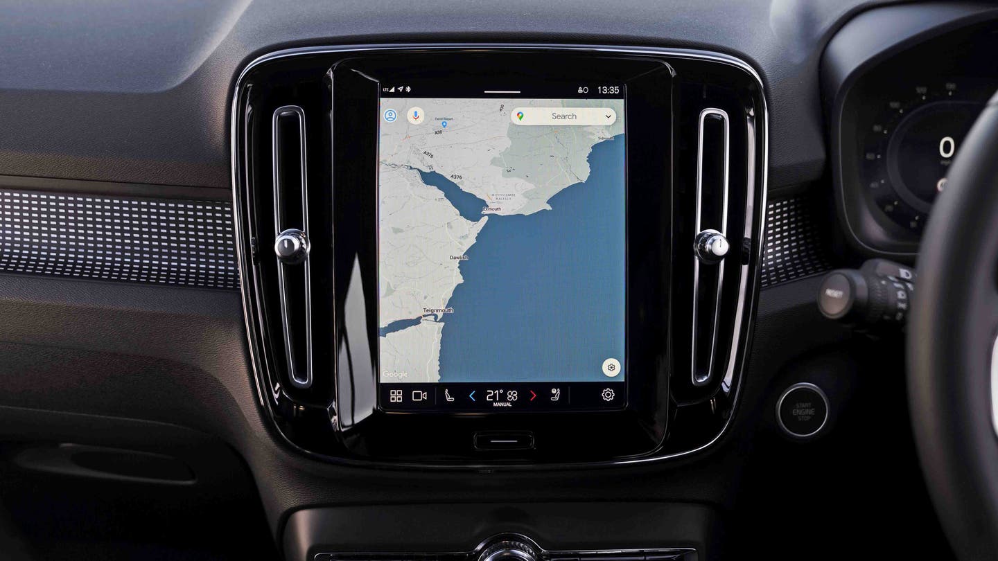 Volvo XC40 touchscreen