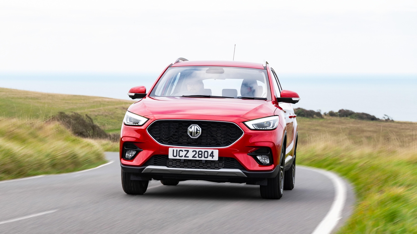 MG ZS driving