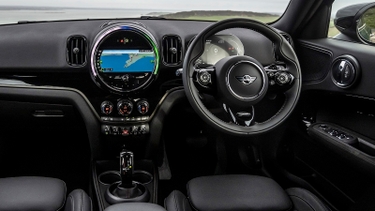 Mini Countryman review interior