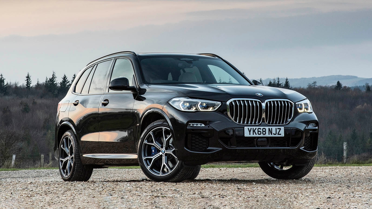 BMW X5 in black, static shot