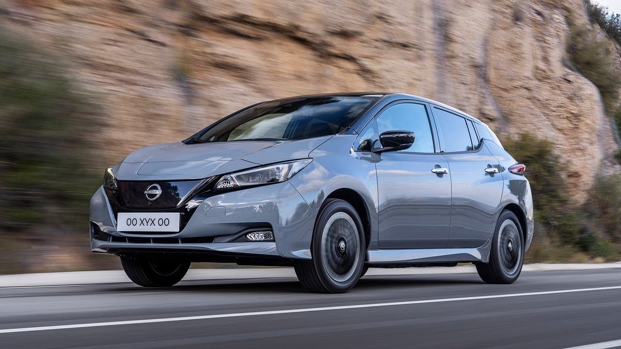 Nissan Leaf in grey