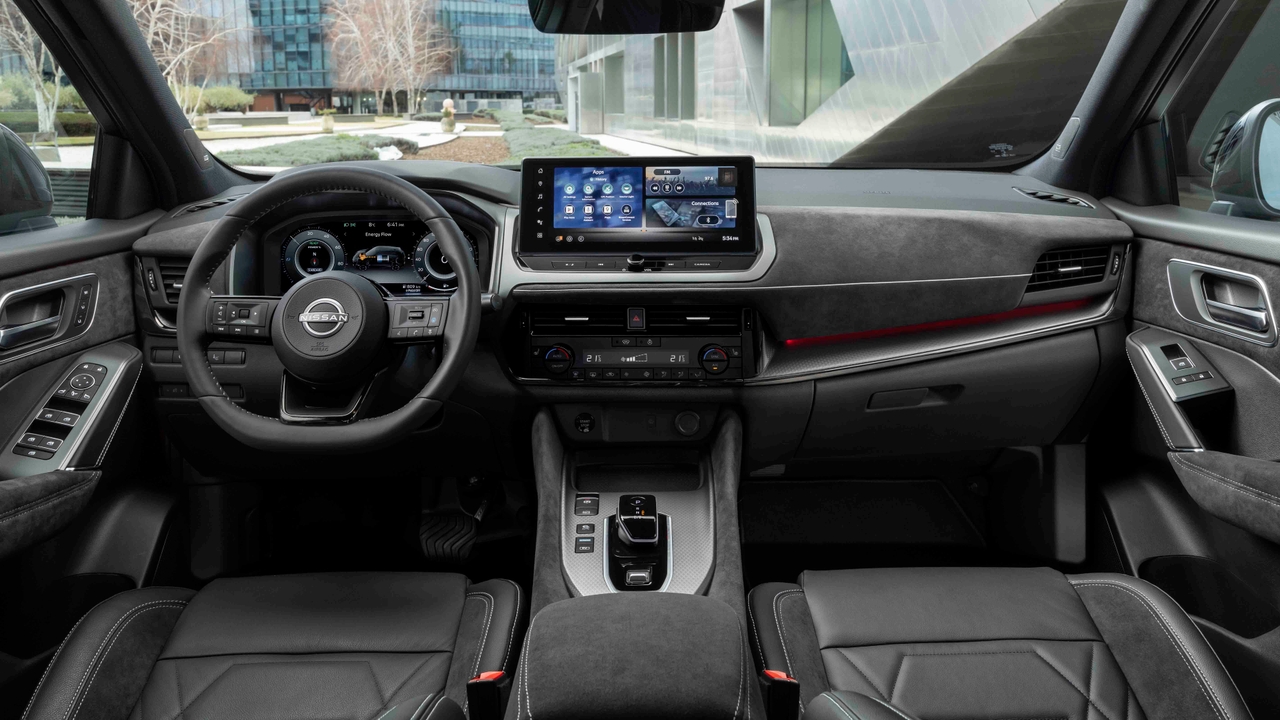 2024 Nissan Qashqai interior