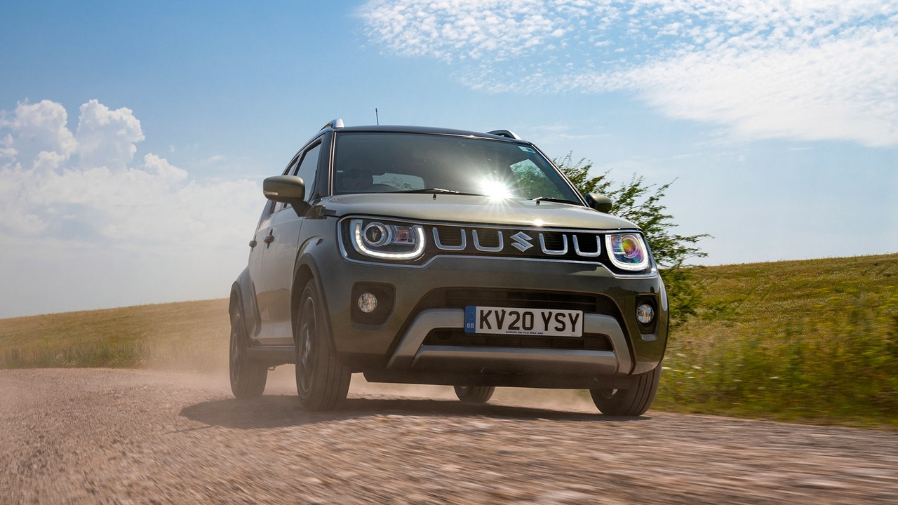 Suzuki Ignis in green