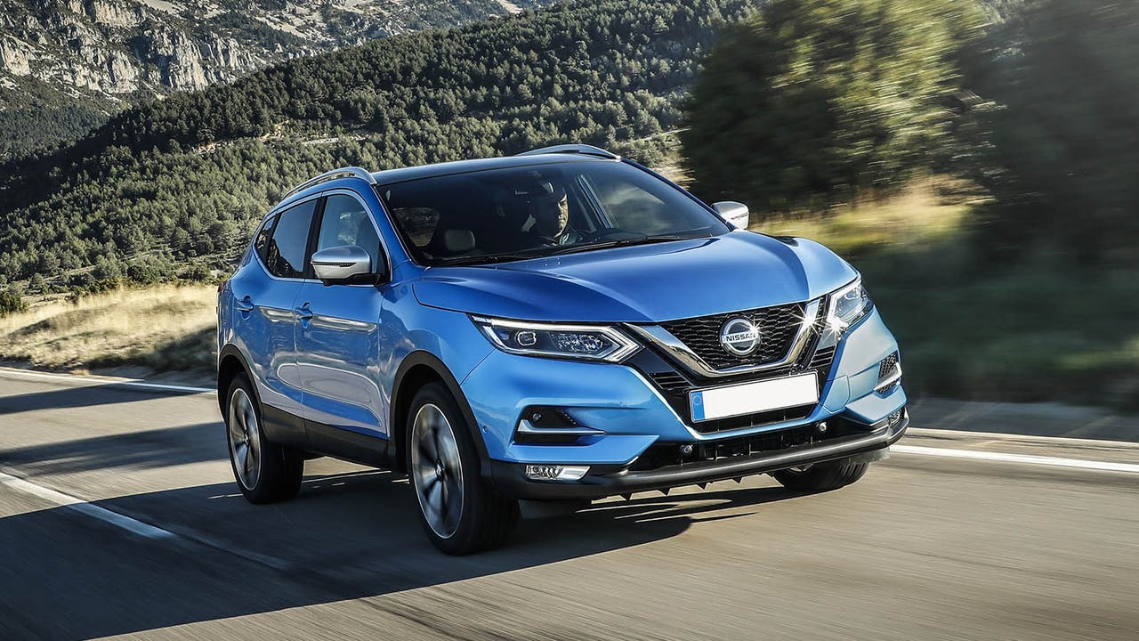 Nissan Qashqai in blue