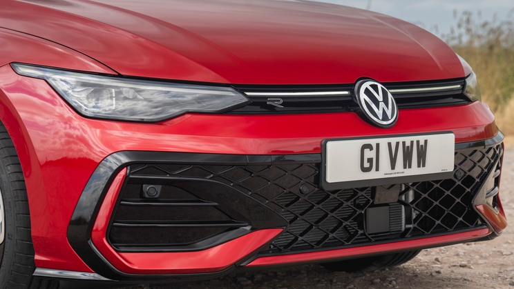 What is VW R-Line?
