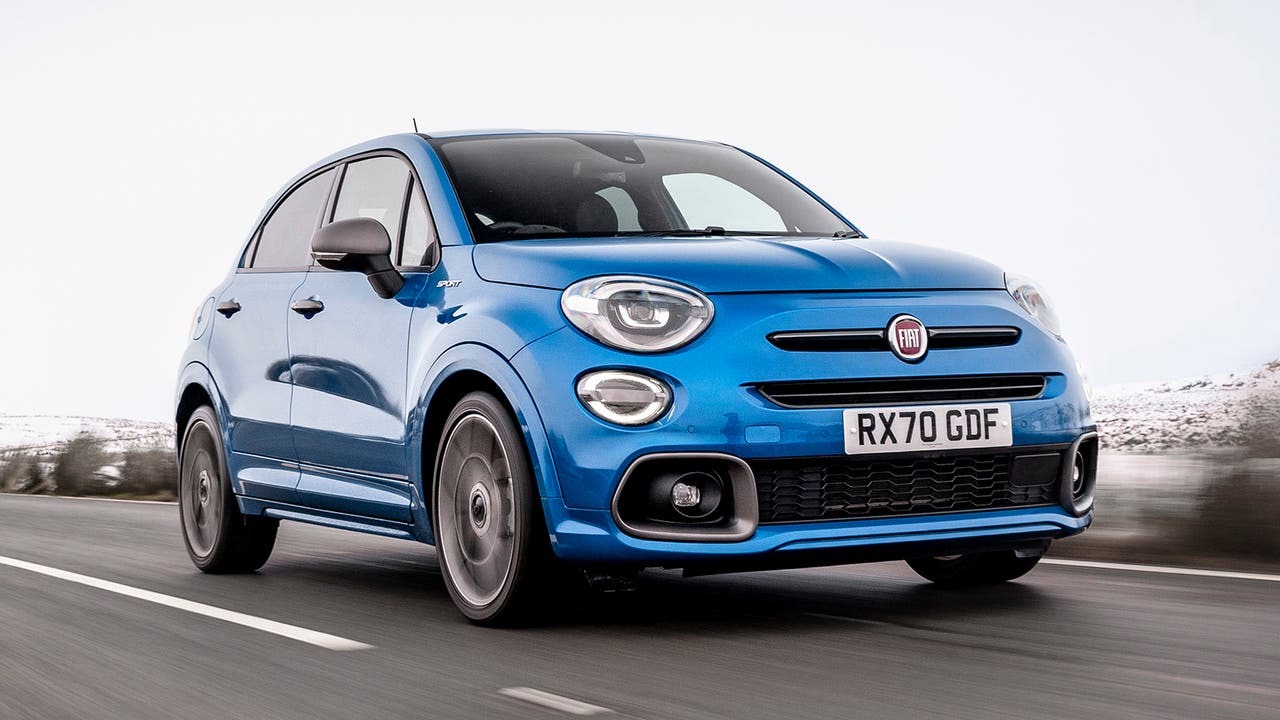 Fiat 500X in blue