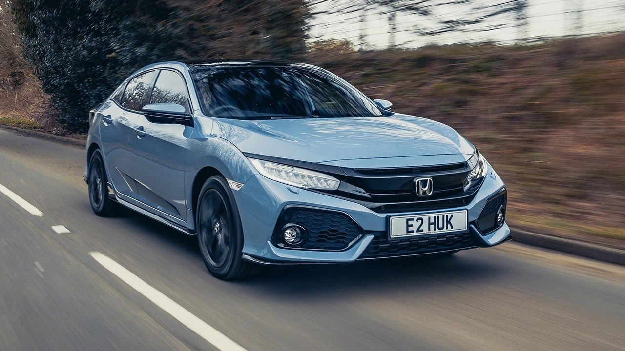 Last-shape Honda Civic driving