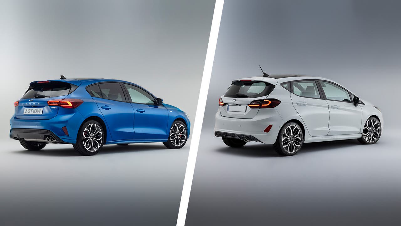 Ford Focus (left) vs Ford Fiesta (right) rear three quarter shot