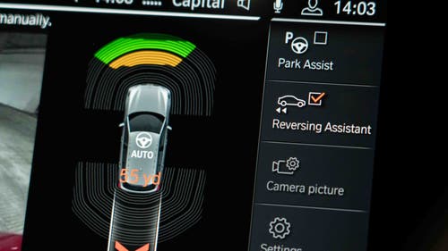 BMW 1 Series parking assistance