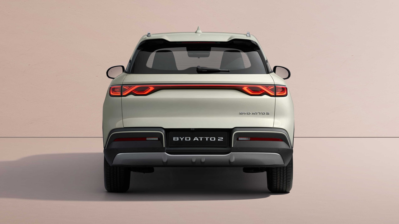 BYD Atto 2 rear