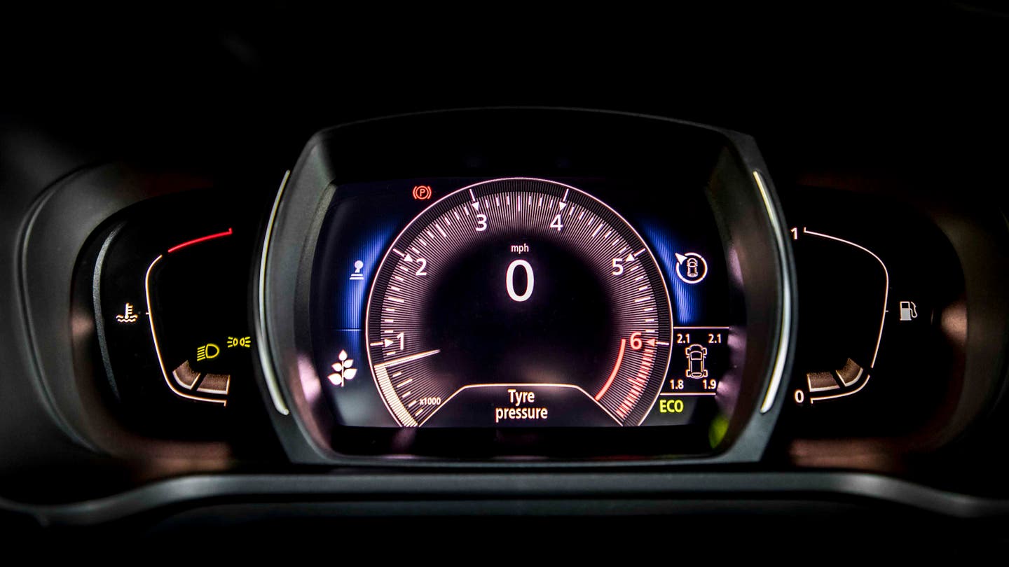 Renault Kadjar dials