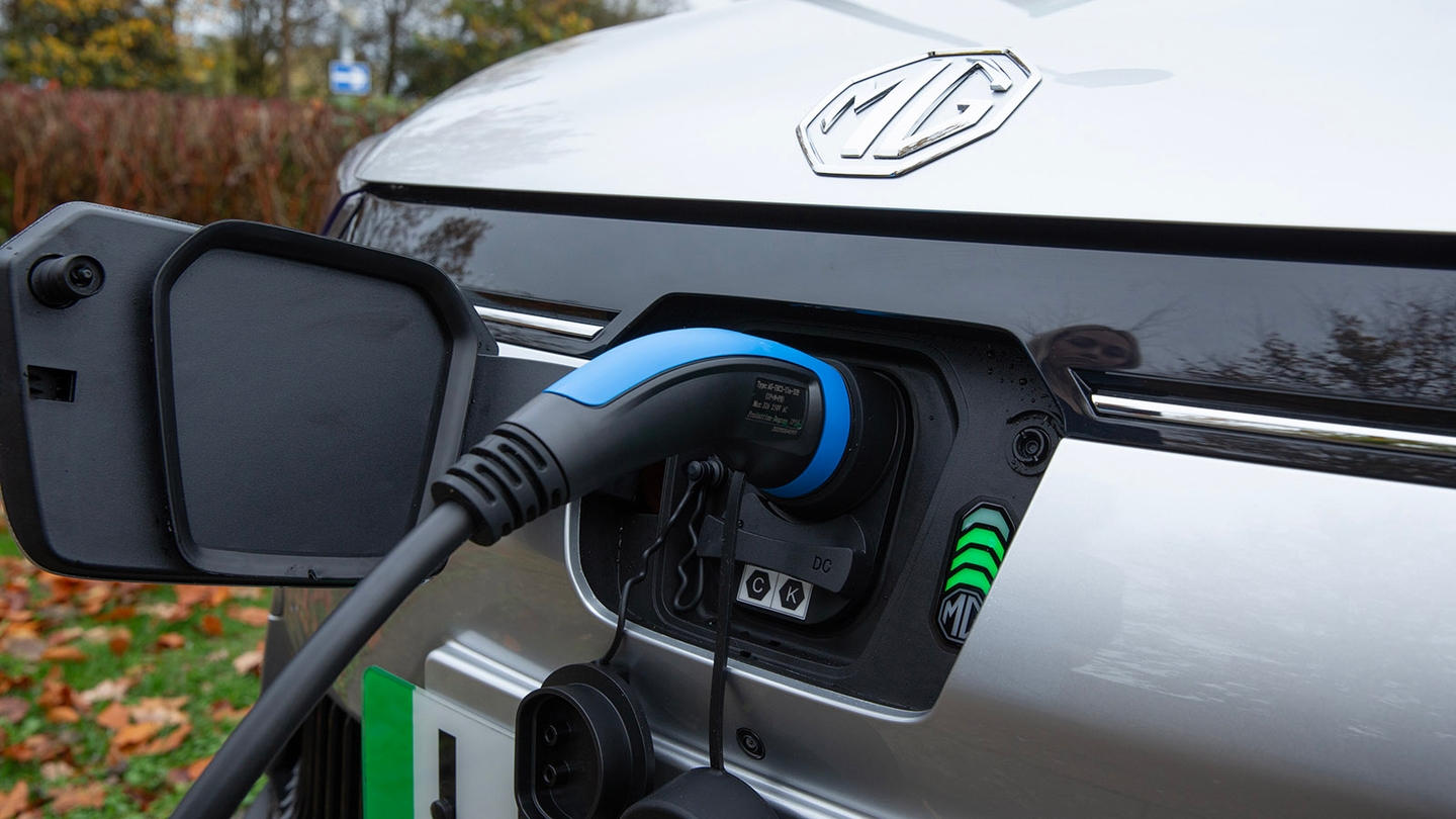 MG5 EV review – charging detail