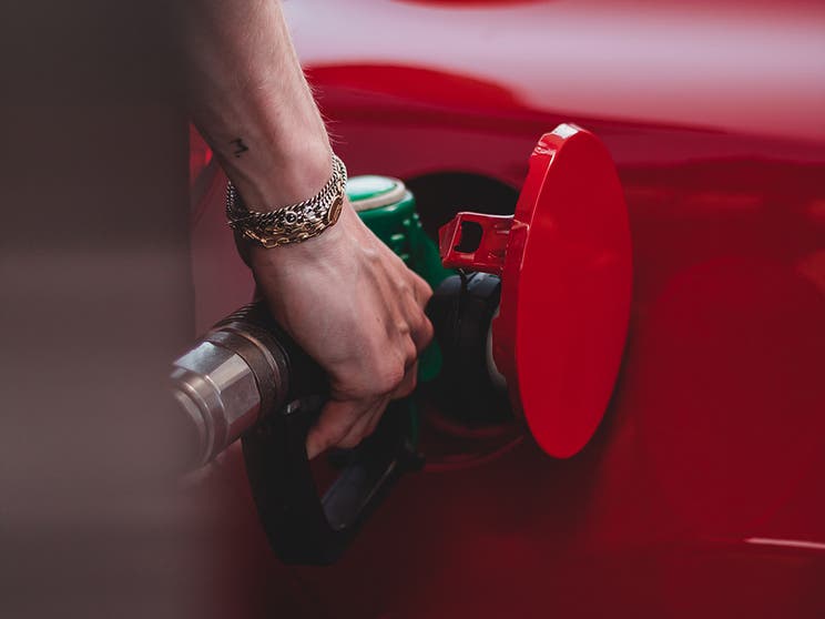 UK government cuts 5p from price of fuel duty in Spring 2022 budget