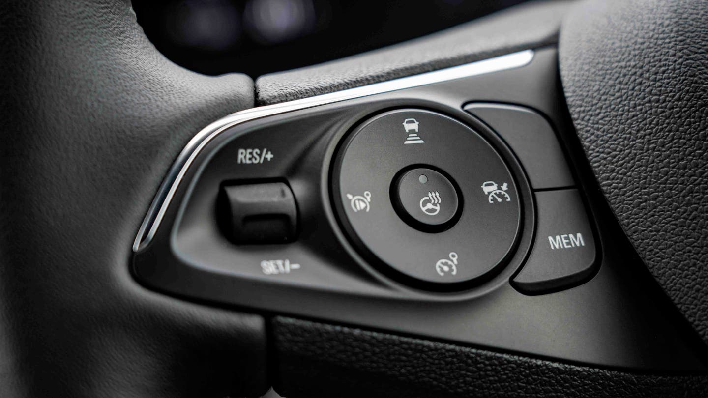 Vauxhall Mokka steering wheel controls