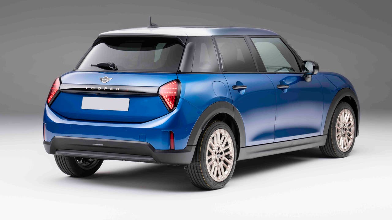 2024 Mini Cooper 5 Door rear