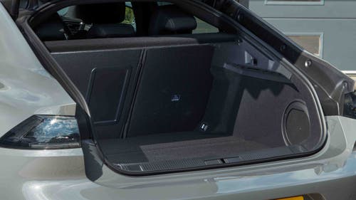 Peugeot 508 boot