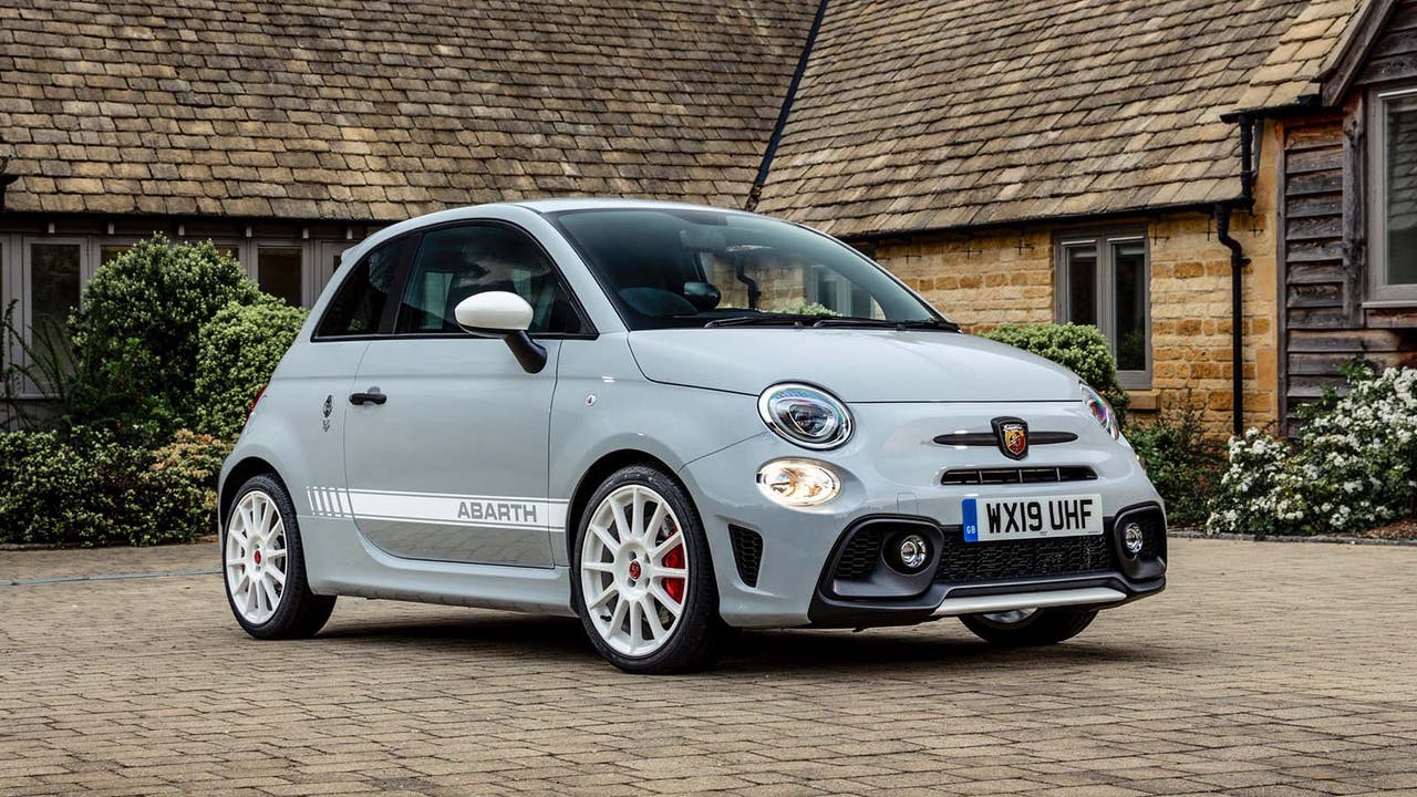 Abarth 595 in grey, static shot