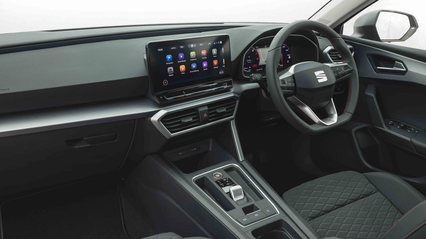 SEAT Leon interior