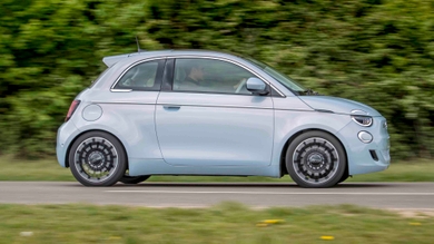 Fiat 500e driving side view