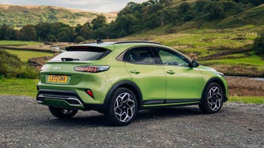 Kia XCeed review rear three quarter