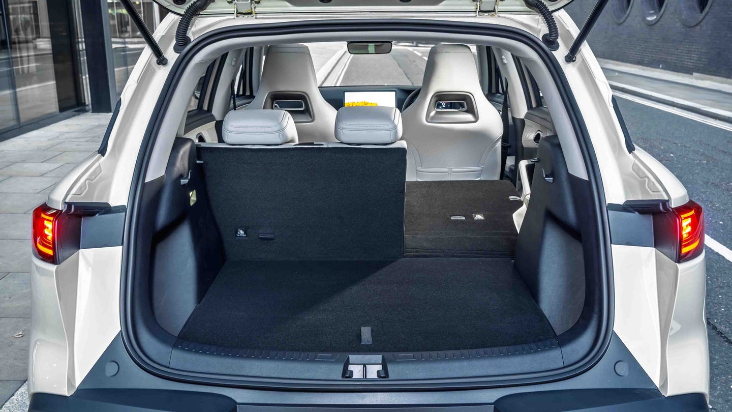 BYD Atto 2 boot