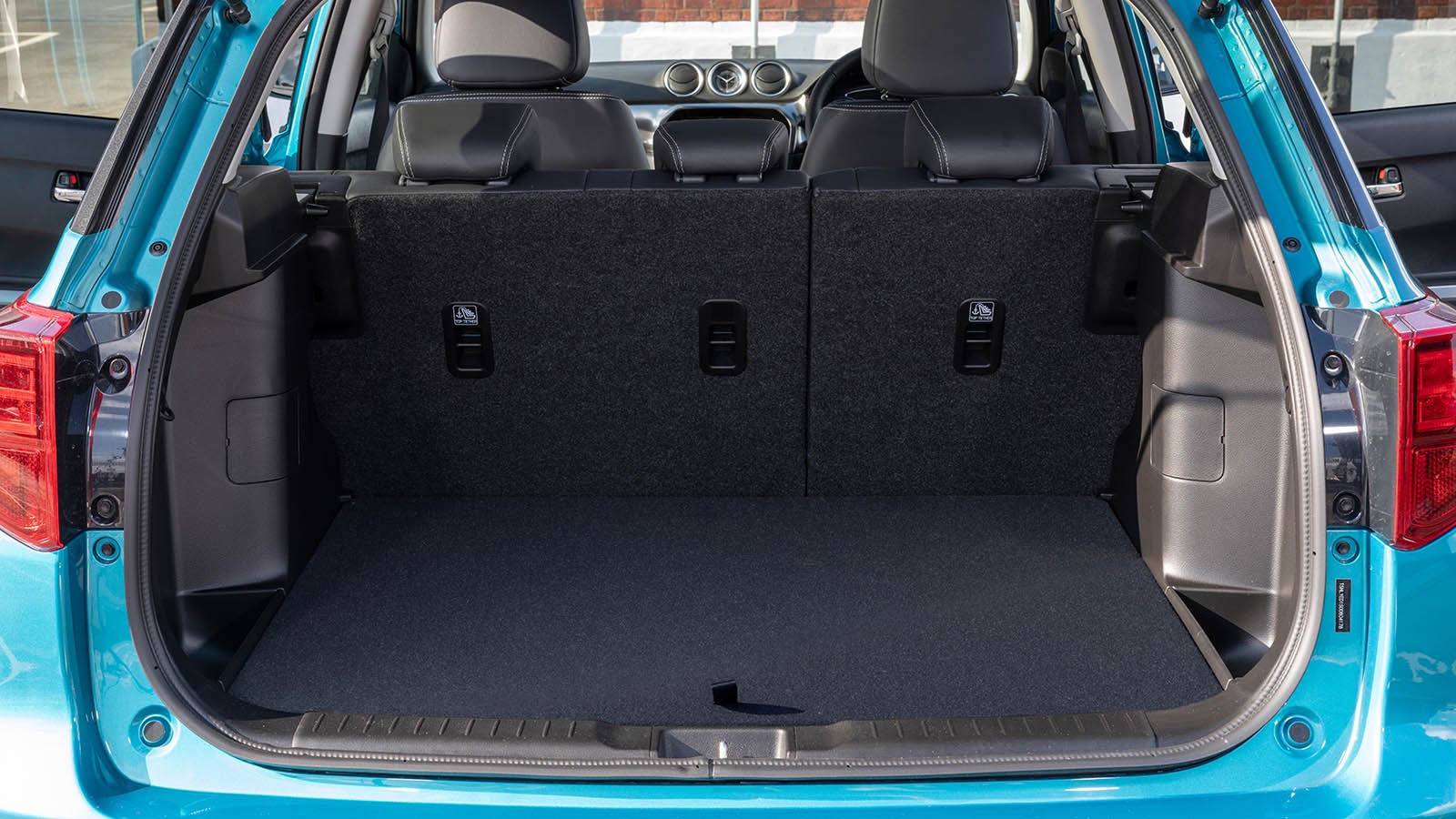 Suzuki Vitara review boot space