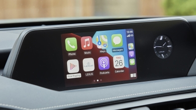 Lexus UX review infotainment system