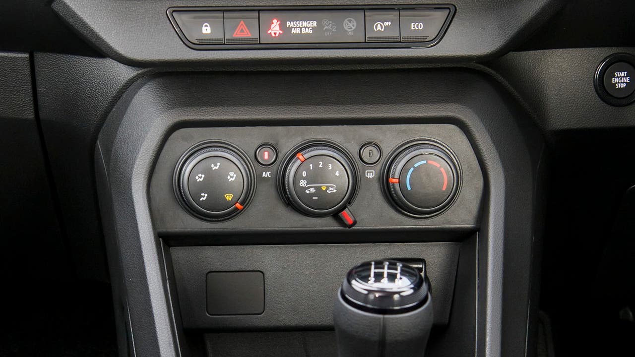 Dacia Sandero air conditioning