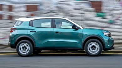 Vauxhall Frontera side view