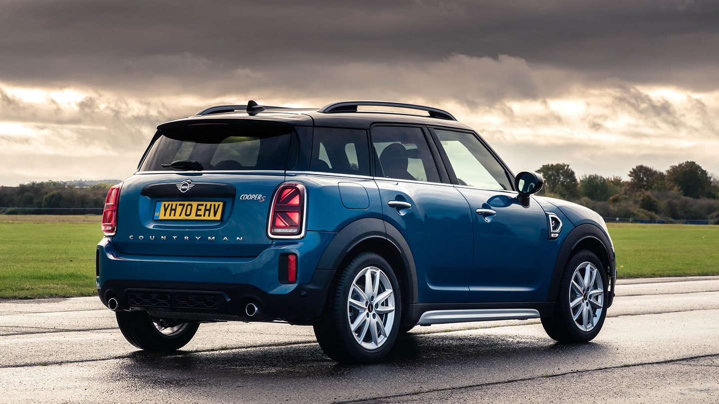 Mini Countryman review rear three quarter