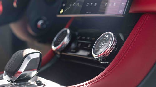 Jaguar F-Pace climate controls