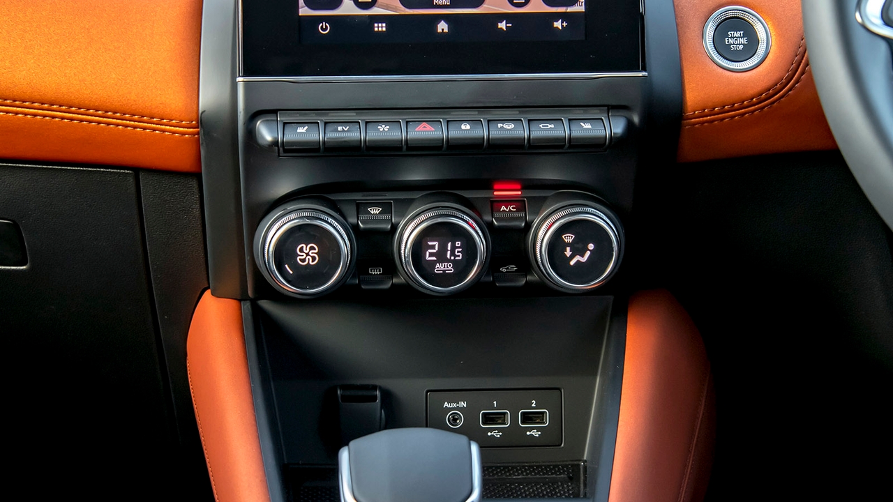 Renault Captur climate control