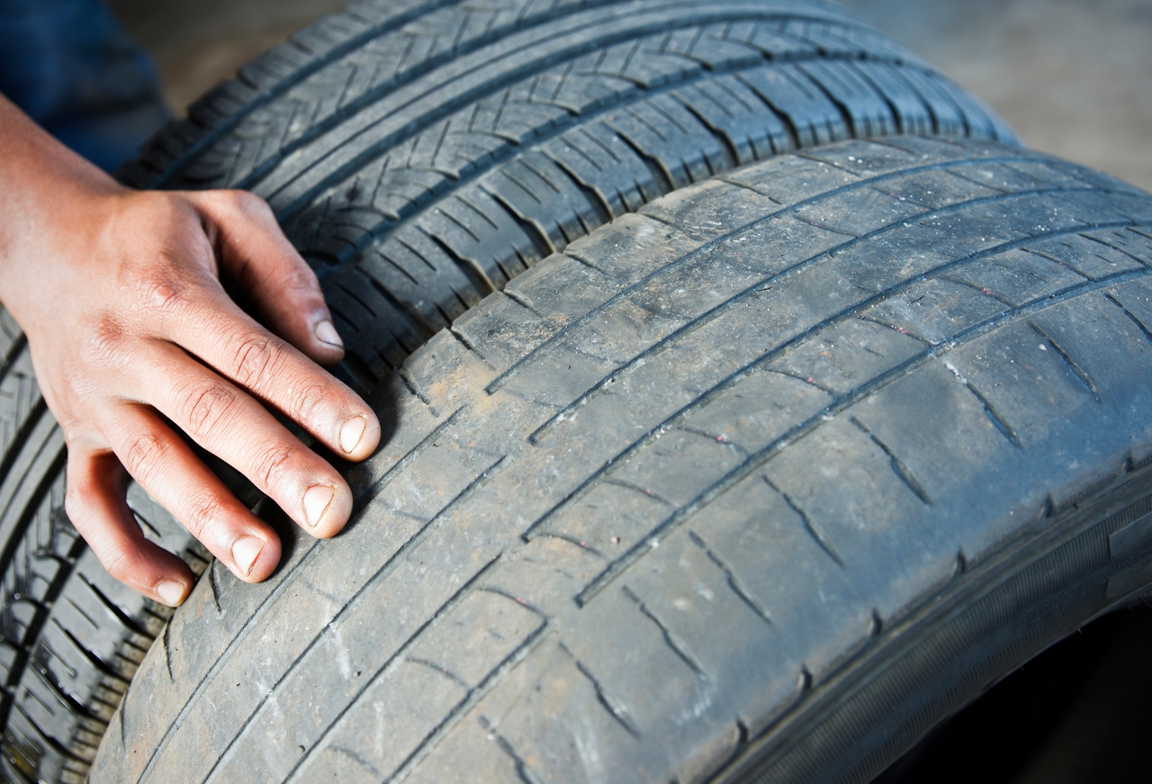 Tyre tread comparison