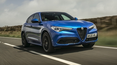 Alfa Romeo Stelvio driving front/side view