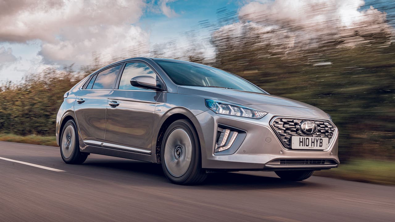 Hyundai Ioniq in silver