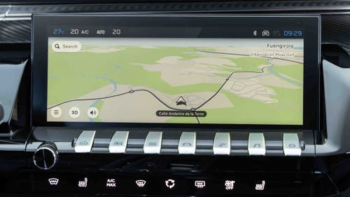 Peugeot 508 review sat nav screen