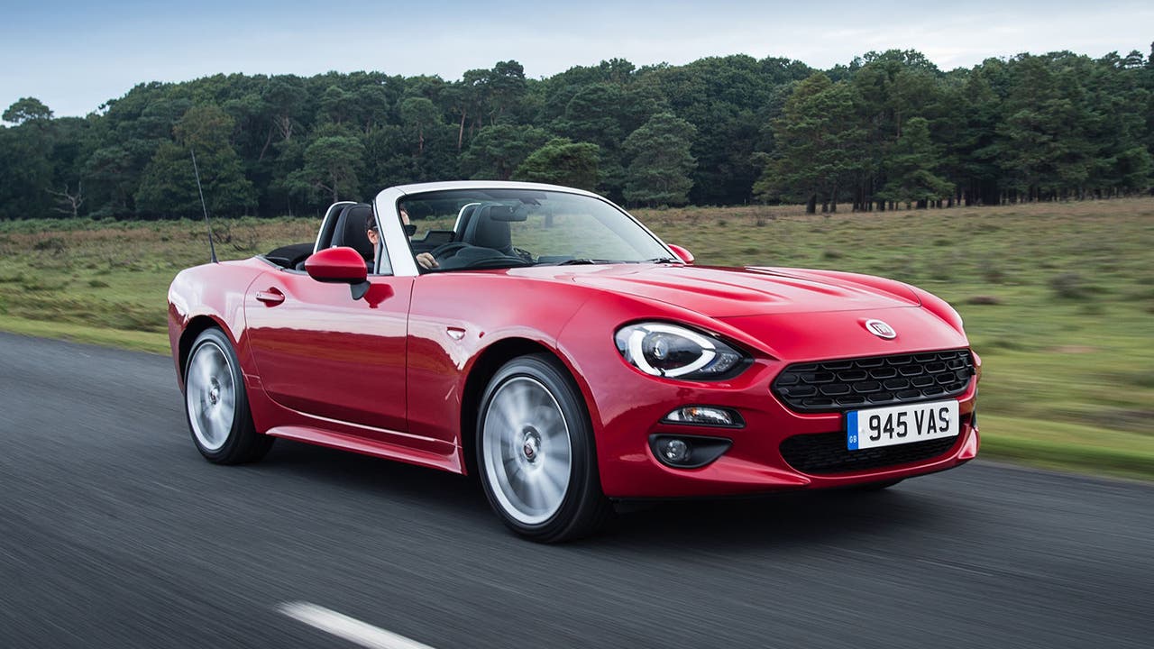 Fiat 124 Spider in red