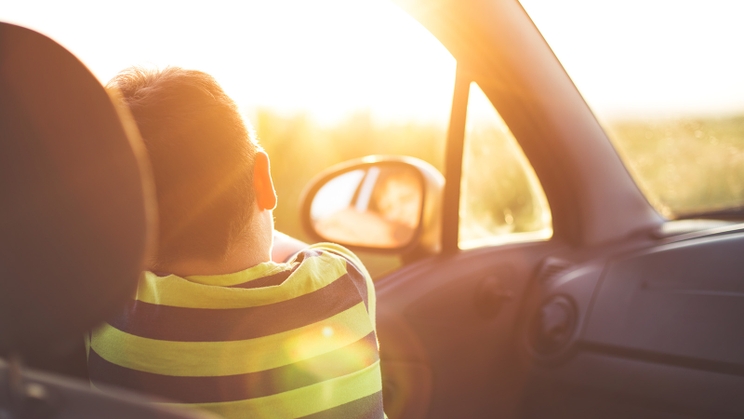 A/C vs open windows – which cools your car quicker?