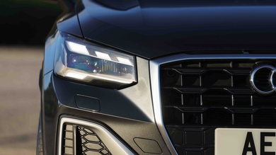 Audi Q2 headlight